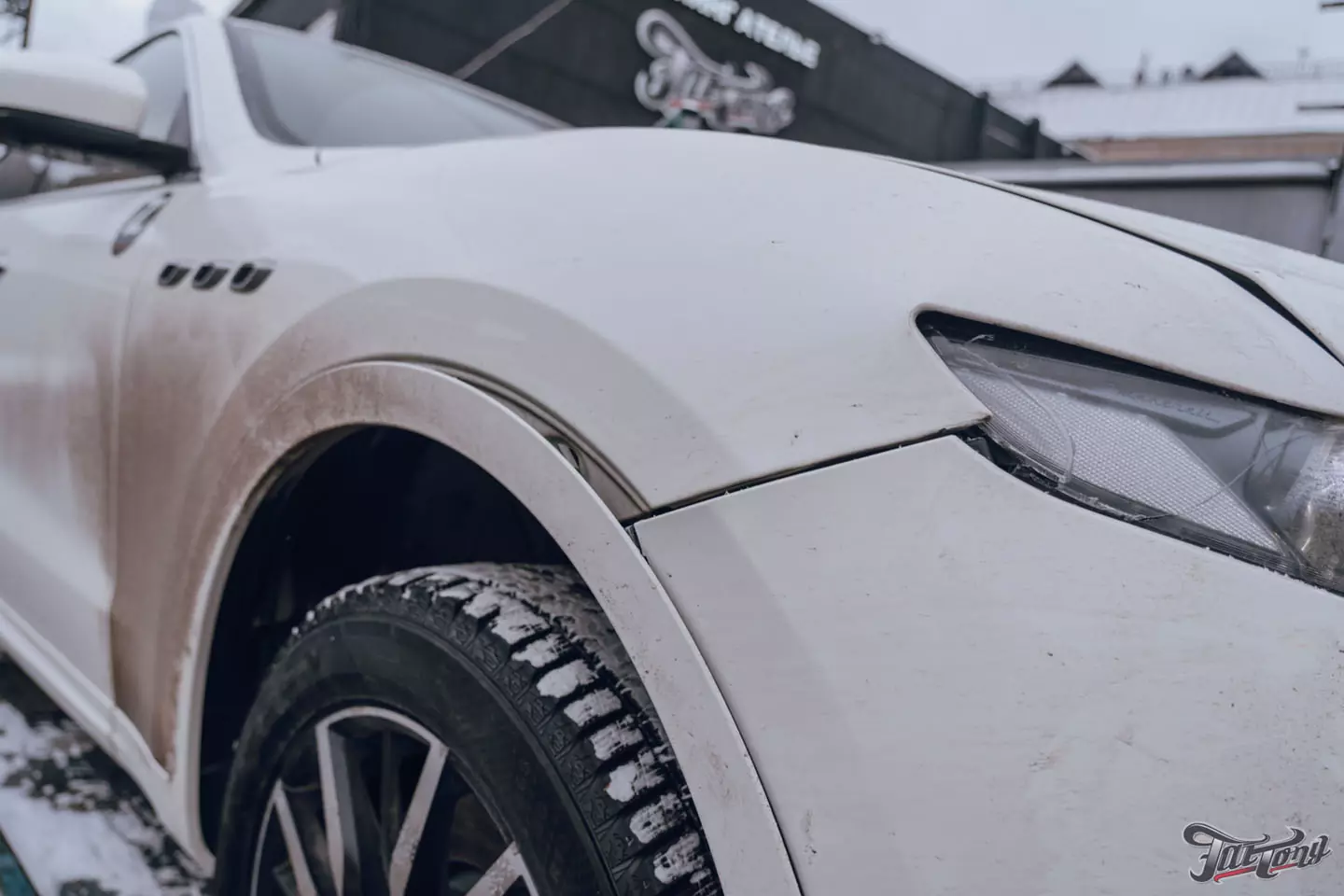 Кузовной ремонт Maserati Levante и установка bi-led модулей